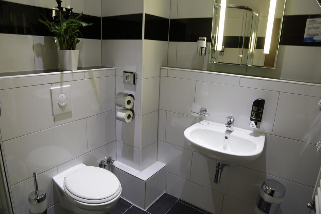 Alexander Business Hotel Hannover City Exterior photo